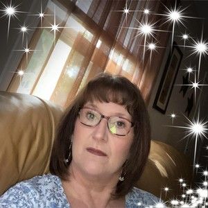 Meet your Posher, Gina